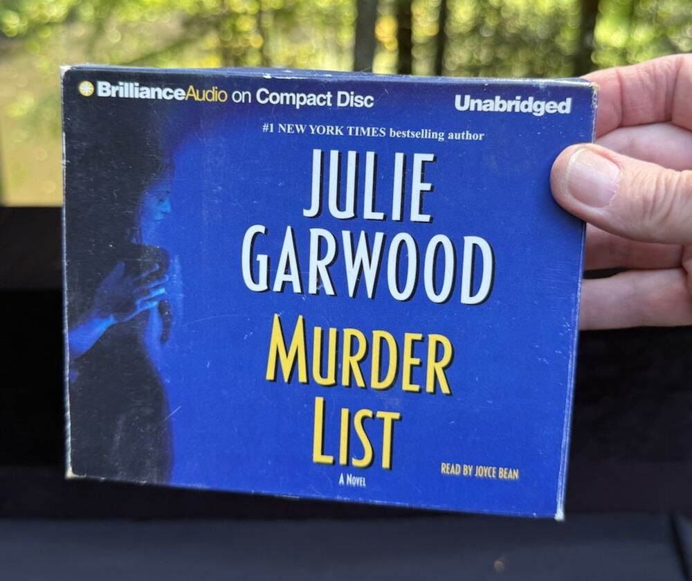 Murder list by Julie garwood Unabridged Audiobook CD -B4